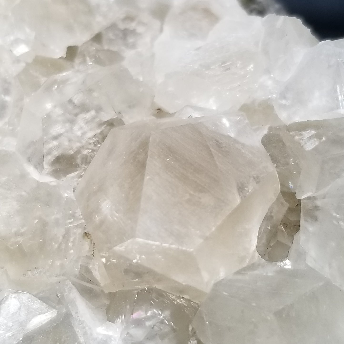 #33005 Super clear Nailhead Spar Calcite cluster, Chalcopyrite ore and multiple small fossils in the matrix