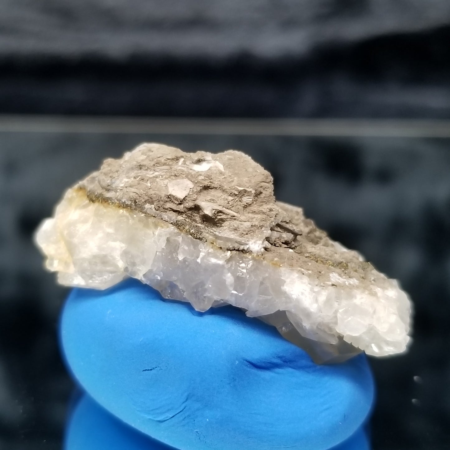 #33015 Super clear Nailhead Spar Calcite cluster, Chalcopyrite ore and multiple small fossils in the matrix