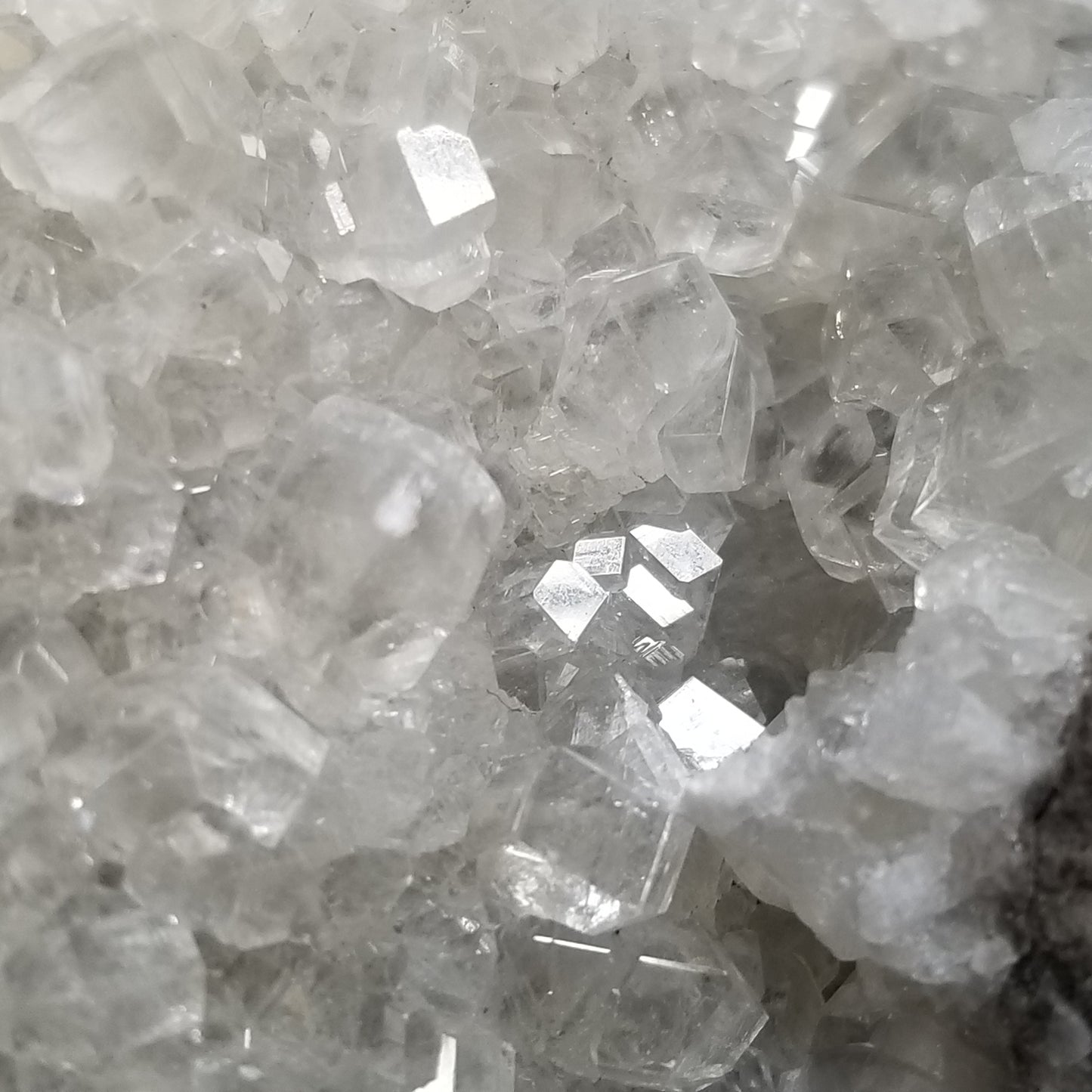 #33020 Super clear Nailhead Spar Calcite geode, Chalcopyrite ore and multiple small fossils in the matrix