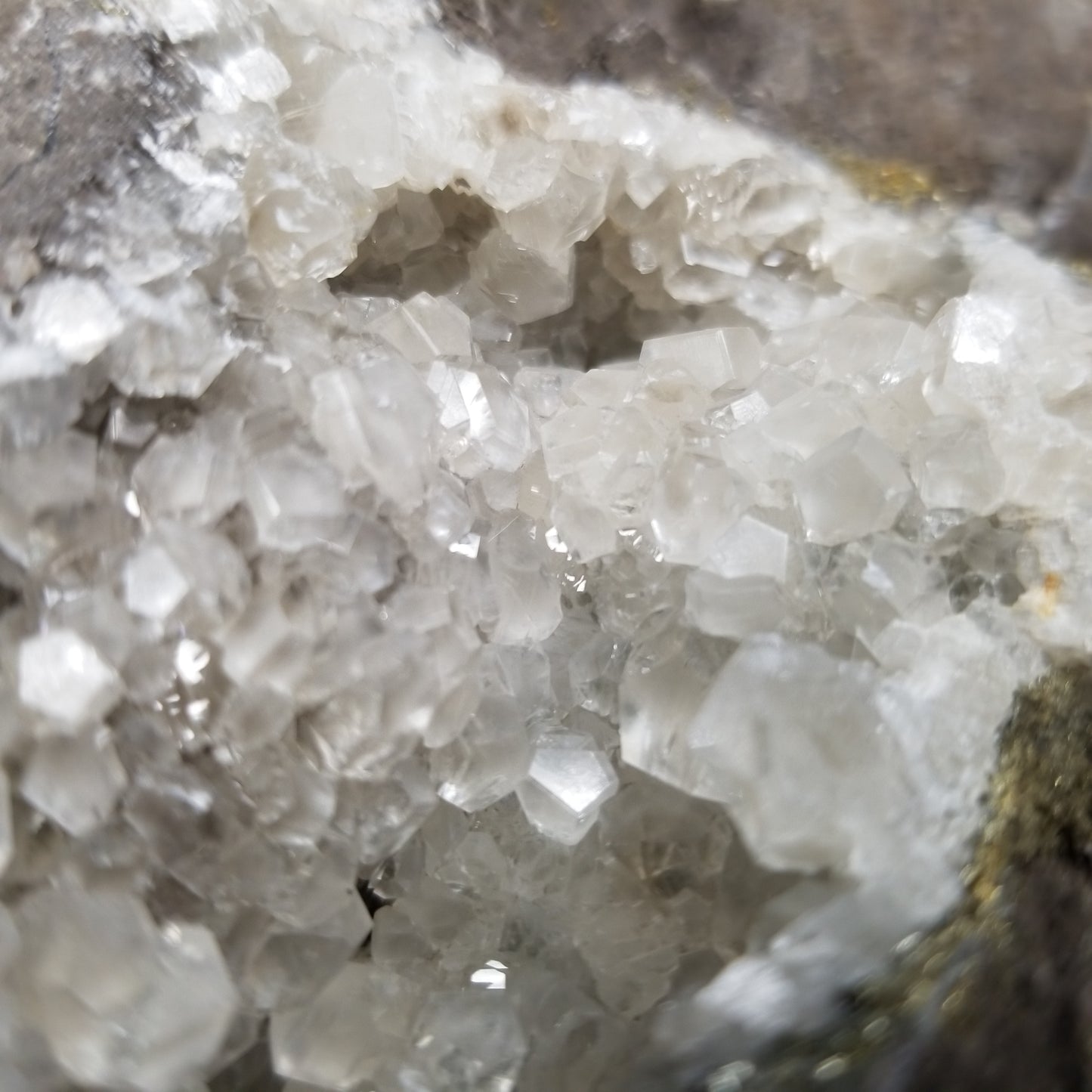 #33022 Super clear Nailhead Spar Calcite geode, Chalcopyrite ore and multiple small fossils in the matrix