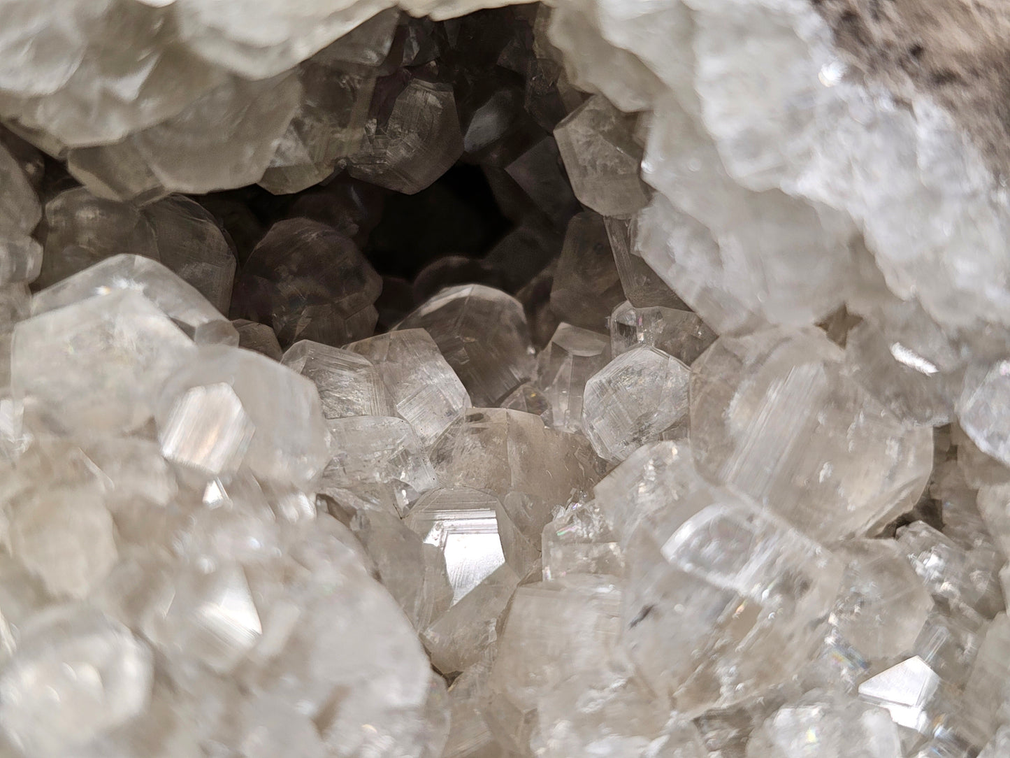 #33027 Super clear Nailhead Spar Calcite geode, Chalcopyrite ore and multiple small fossils in the matrix