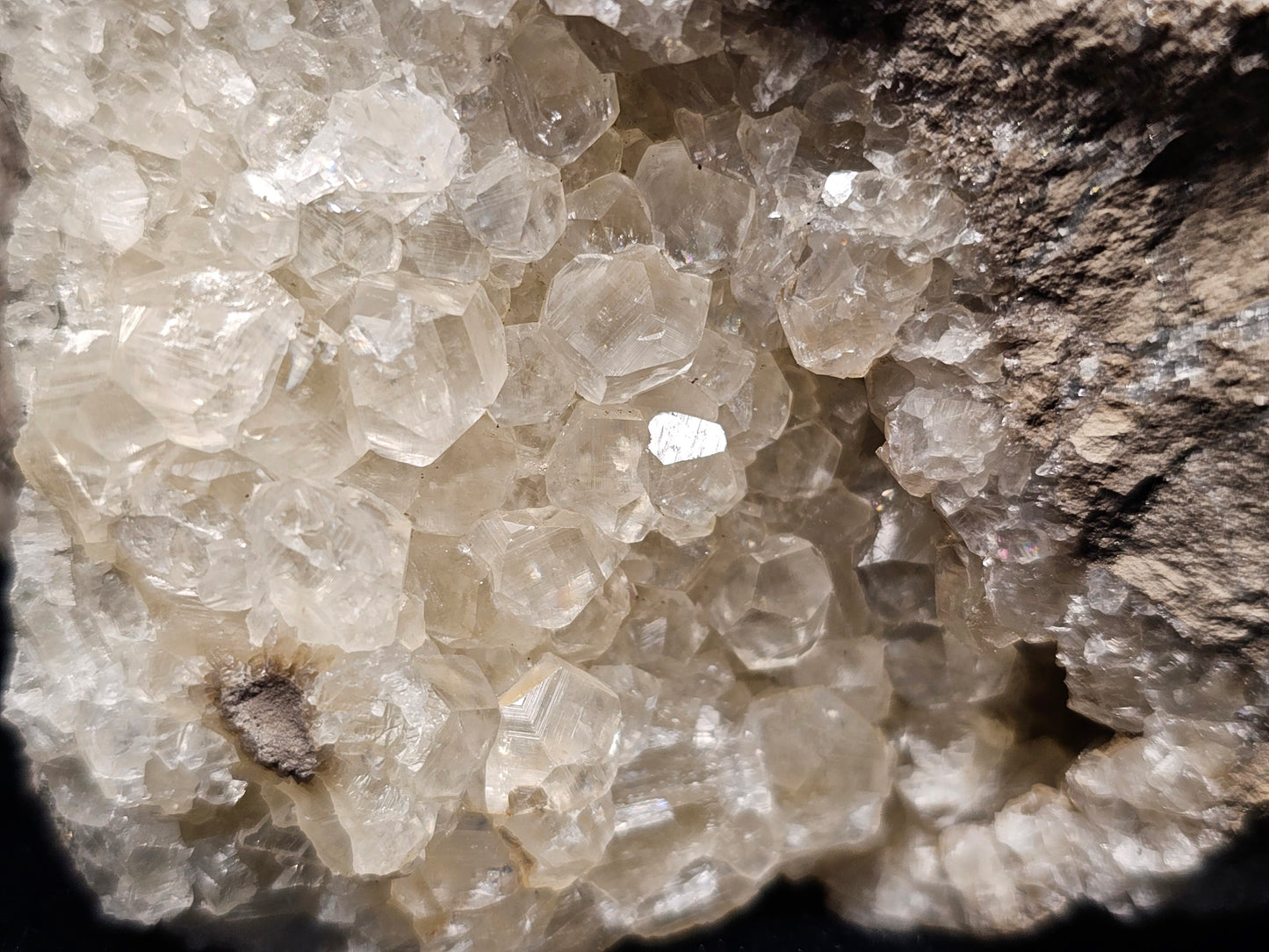 #33027 Super clear Nailhead Spar Calcite geode, Chalcopyrite ore and multiple small fossils in the matrix
