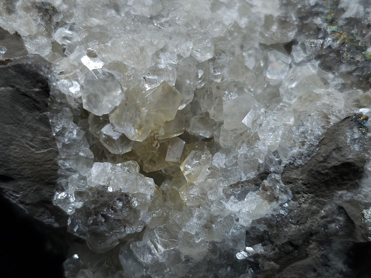 #33076 Super clear Nailhead Spar Calcite cluster, Chalcopyrite ore and multiple small fossils in the matrix