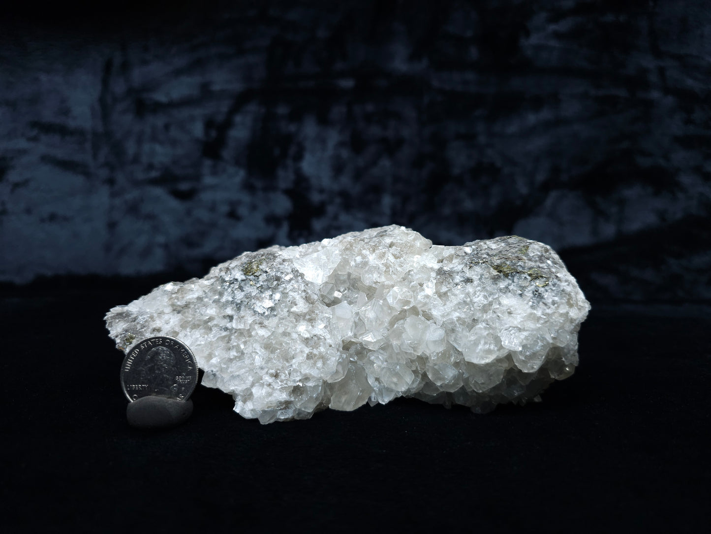 #33076 Super clear Nailhead Spar Calcite cluster, Chalcopyrite ore and multiple small fossils in the matrix
