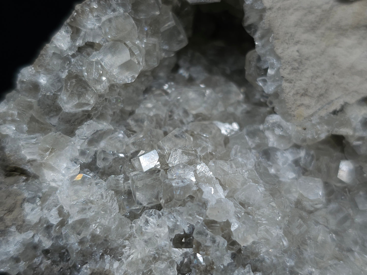 #33050 Super clear Nailhead Spar Calcite small geode, Chalcopyrite ore and multiple small fossils in the matrix