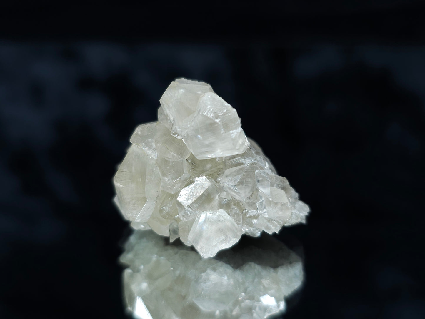 #33052 Super clear Nailhead Spar Calcite cluster, Chalcopyrite ore and multiple small fossils in the matrix