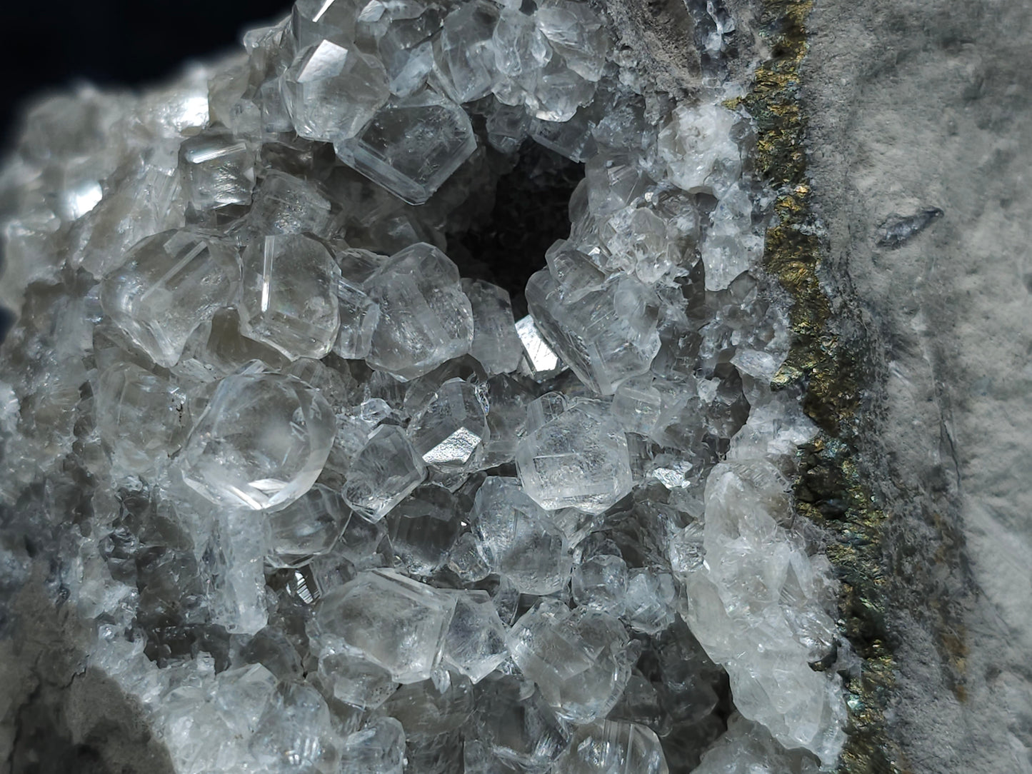 #33066 Super clear Nailhead Spar Calcite cluster, Chalcopyrite ore and multiple small fossils in the matrix