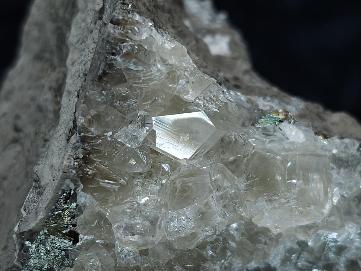 #33066 Super clear Nailhead Spar Calcite cluster, Chalcopyrite ore and multiple small fossils in the matrix