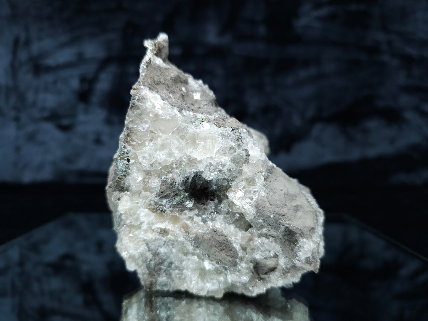 #33066 Super clear Nailhead Spar Calcite cluster, Chalcopyrite ore and multiple small fossils in the matrix