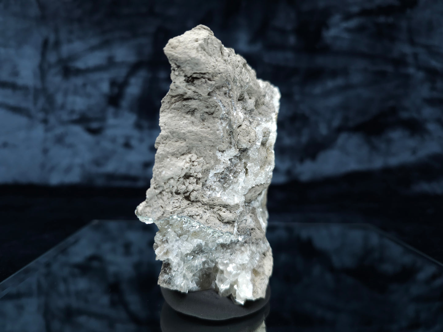 #33073 Super clear Nailhead Spar Calcite cluster, Chalcopyrite ore and multiple small fossils in the matrix