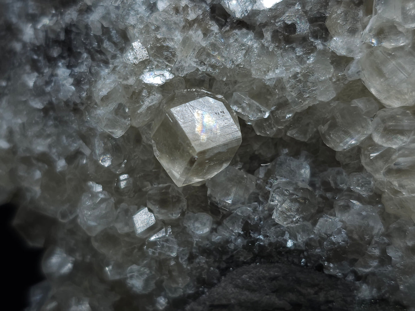 #33069 Super clear Nailhead Spar Calcite cluster, Chalcopyrite ore and multiple small fossils in the matrix