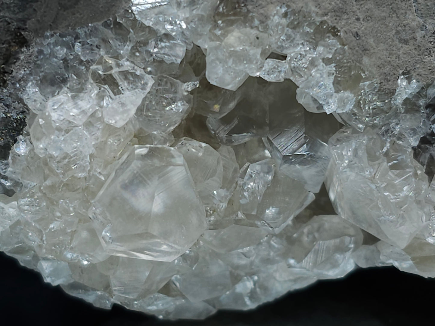 #33069 Super clear Nailhead Spar Calcite cluster, Chalcopyrite ore and multiple small fossils in the matrix
