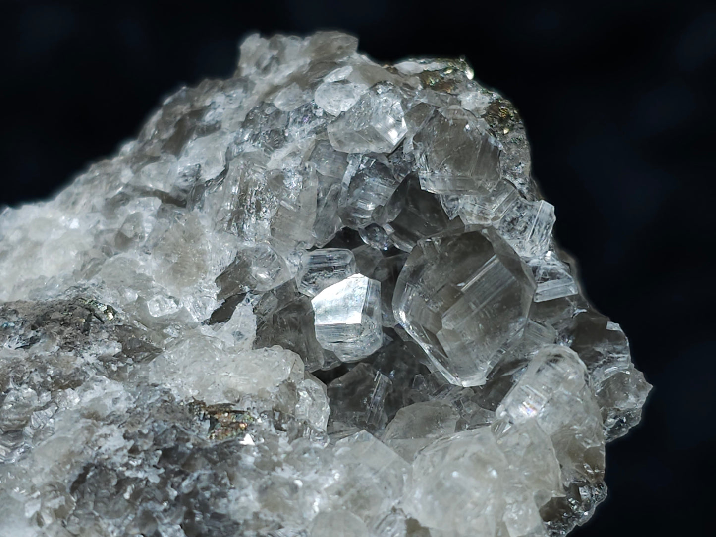 #33071 Super clear Nailhead Spar Calcite cluster, Chalcopyrite ore and multiple small fossils in the matrix
