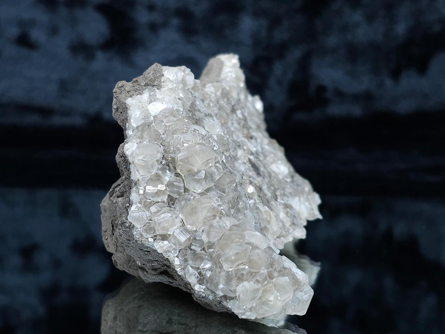 #33081 Super clear Nailhead Spar Calcite cluster, Chalcopyrite ore and multiple small fossils in the matrix