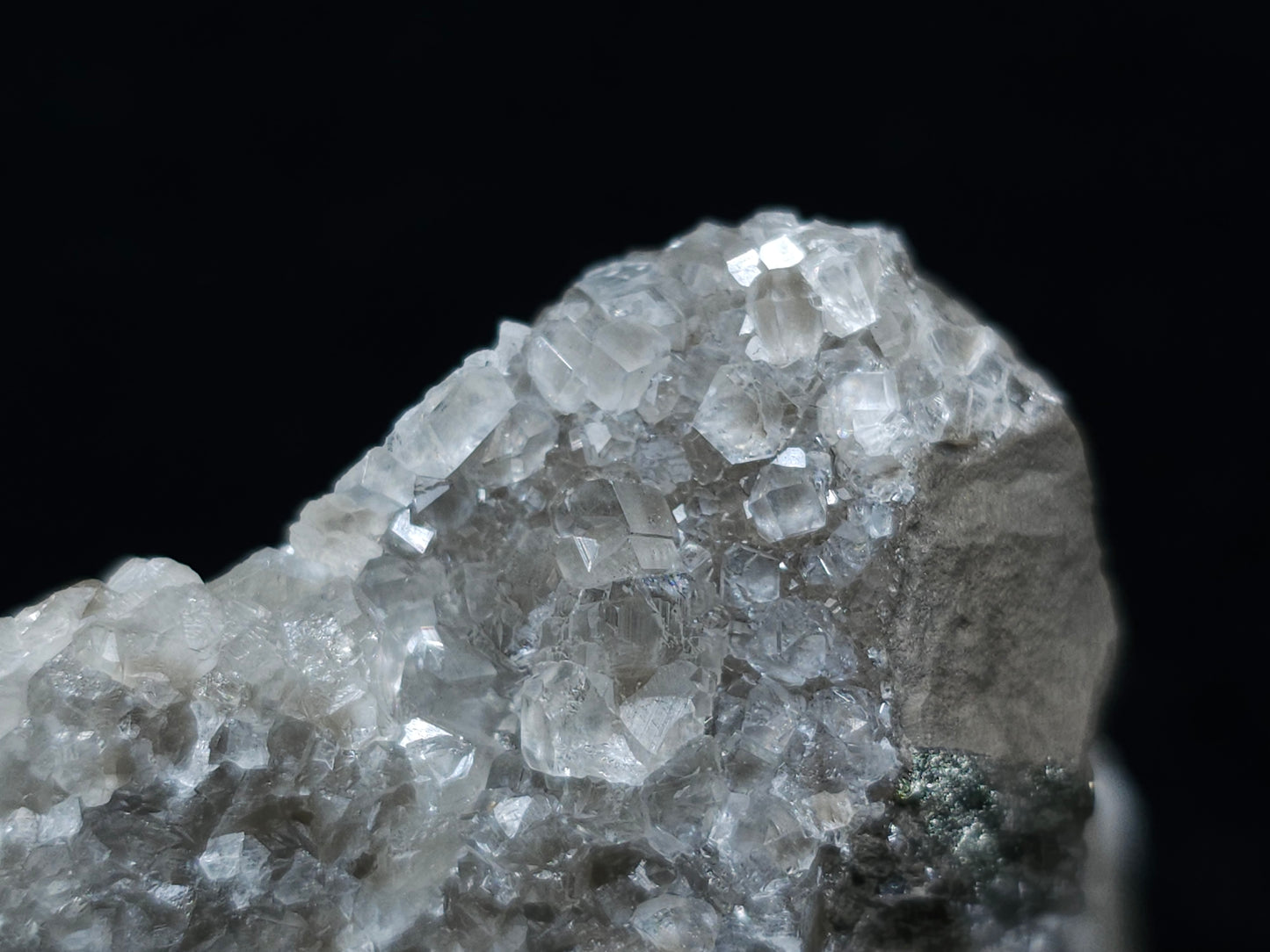 #33077 Super clear Nailhead Spar Calcite cluster, Chalcopyrite ore and multiple small fossils in the matrix