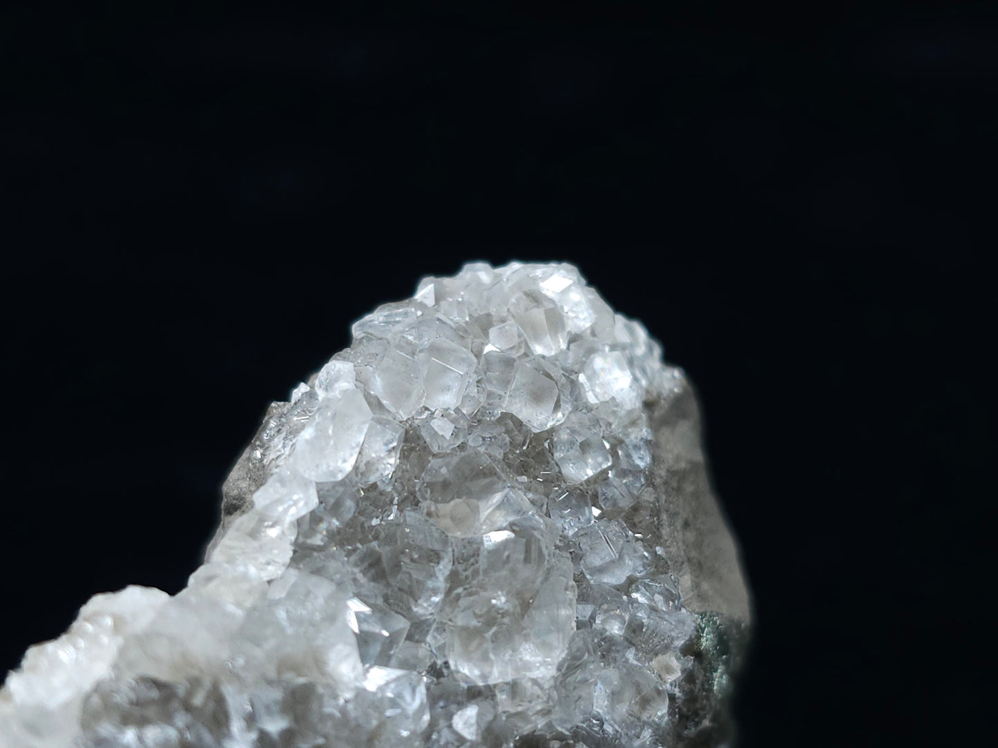 #33077 Super clear Nailhead Spar Calcite cluster, Chalcopyrite ore and multiple small fossils in the matrix