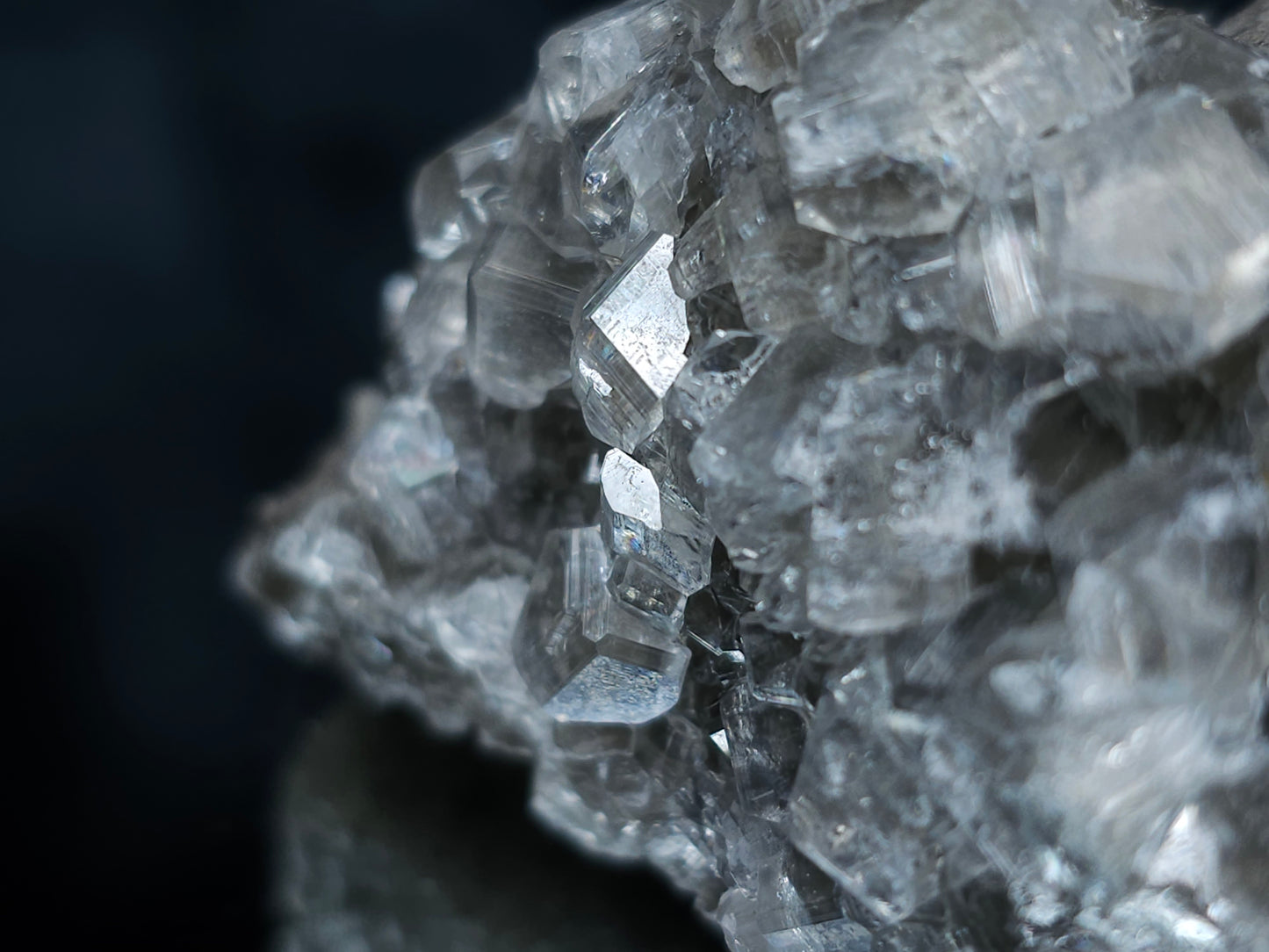 #33105 Super clear Nailhead Spar Calcite cluster with Chalcopyrite ore and multiple small fossils in the matrix