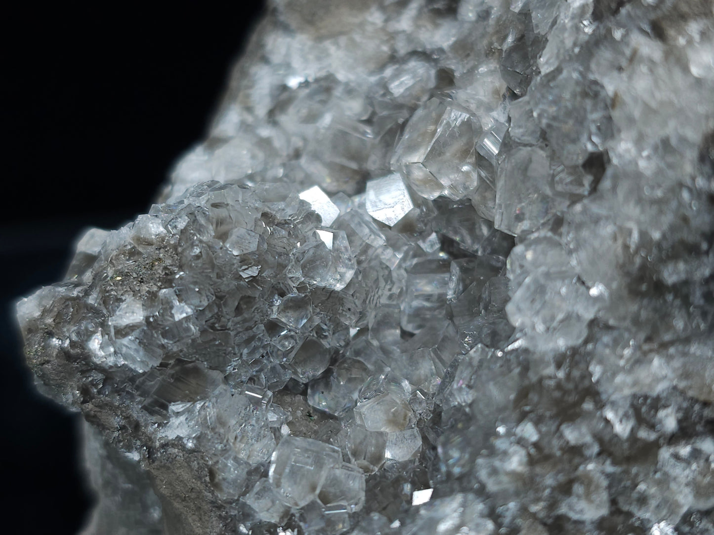 #33092 Super clear Nailhead Spar Calcite cluster, Chalcopyrite ore and multiple small fossils in the matrix
