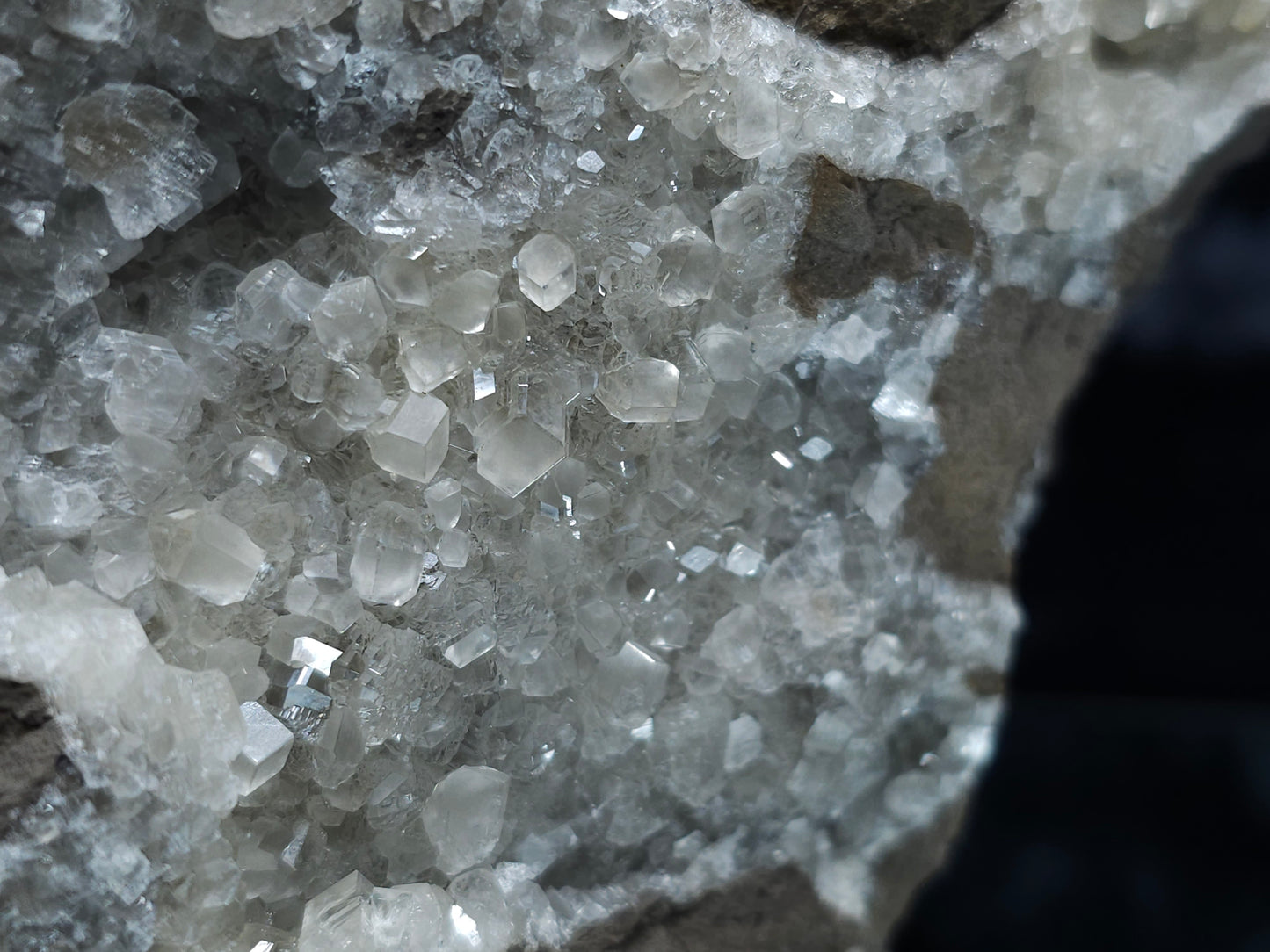 #33090 Super clear Nailhead Spar Calcite geode, Chalcopyrite ore and multiple small fossils in the matrix