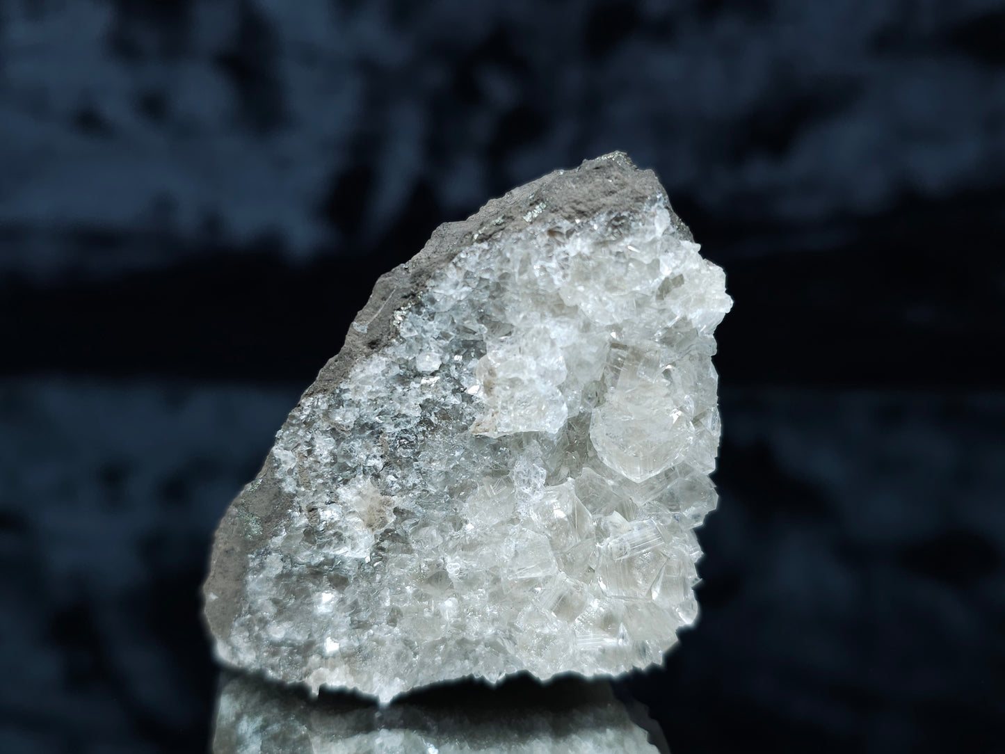 #33106 Super clear Nailhead Spar Calcite cluster with Chalcopyrite ore and multiple small fossils in the matrix