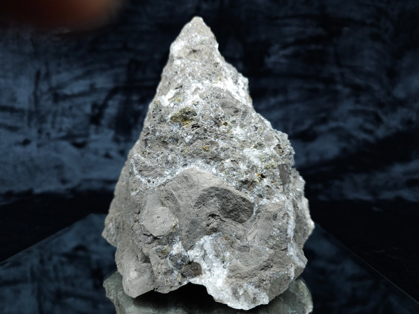 #33019 Super clear Nailhead Spar Calcite geode with Chalcopyrite ore and multiple small fossils in the matrix