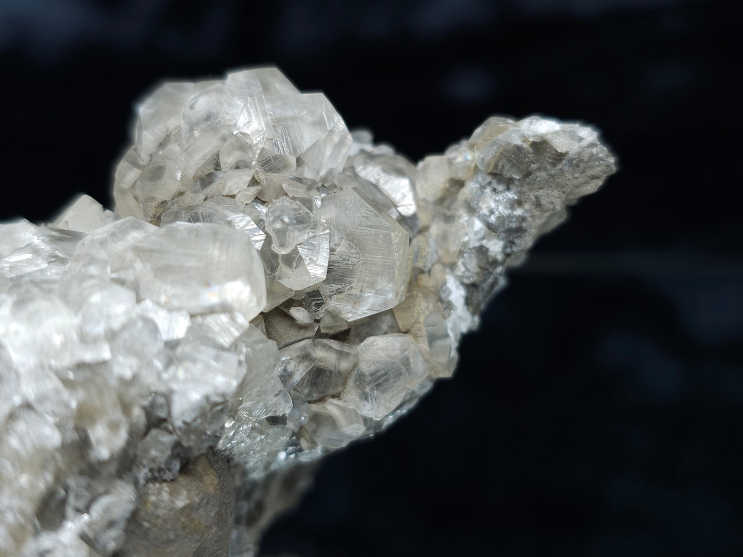 #33099 Super clear Nailhead Spar Calcite cluster, Chalcopyrite ore and multiple small fossils in the matrix