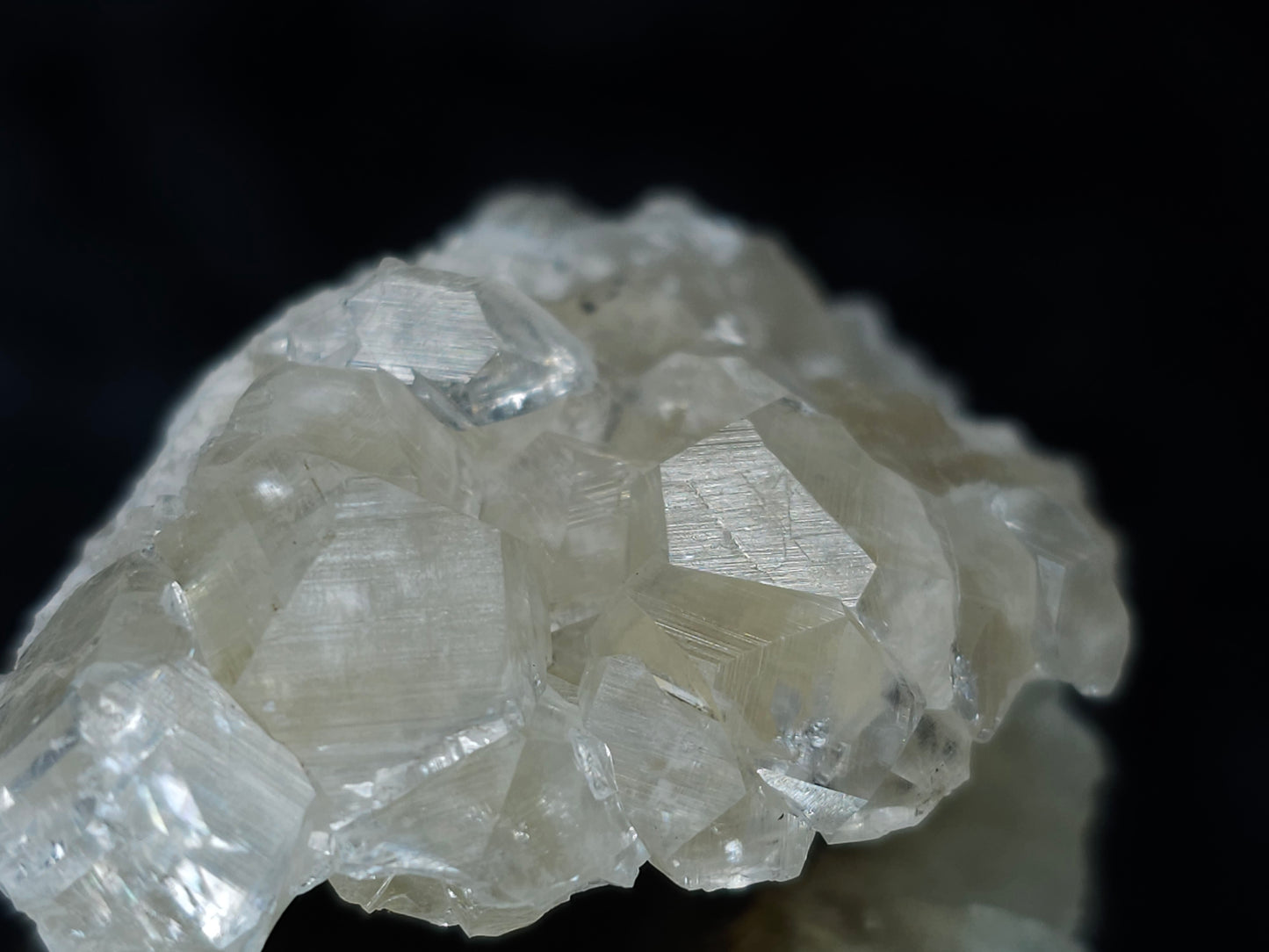 #33098 Super clear Nailhead Spar Calcite cluster, Chalcopyrite ore and multiple small fossils in the matrix