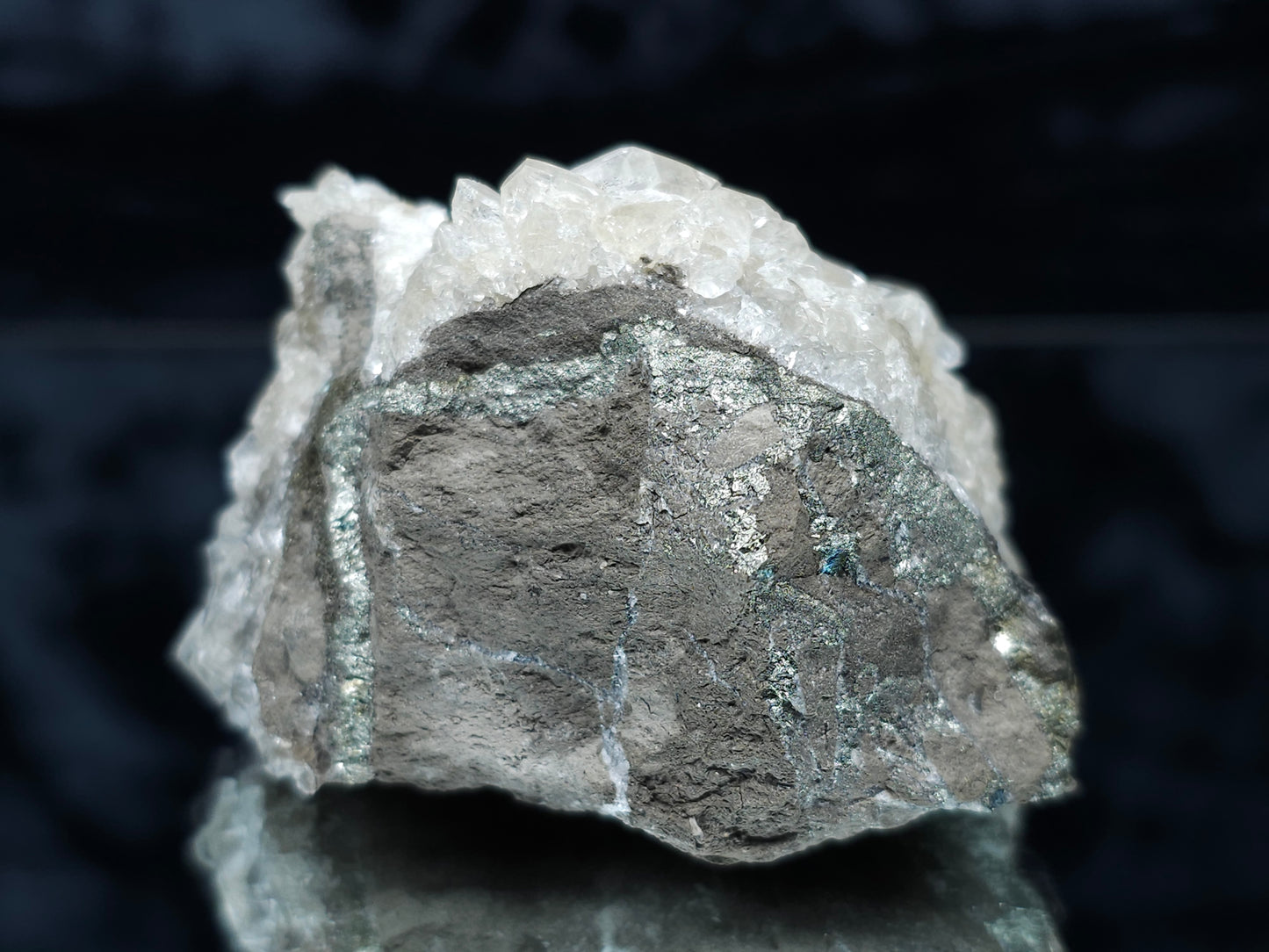 #33104 Super clear Nailhead Spar Calcite cluster with Chalcopyrite ore and multiple small fossils in the matrix