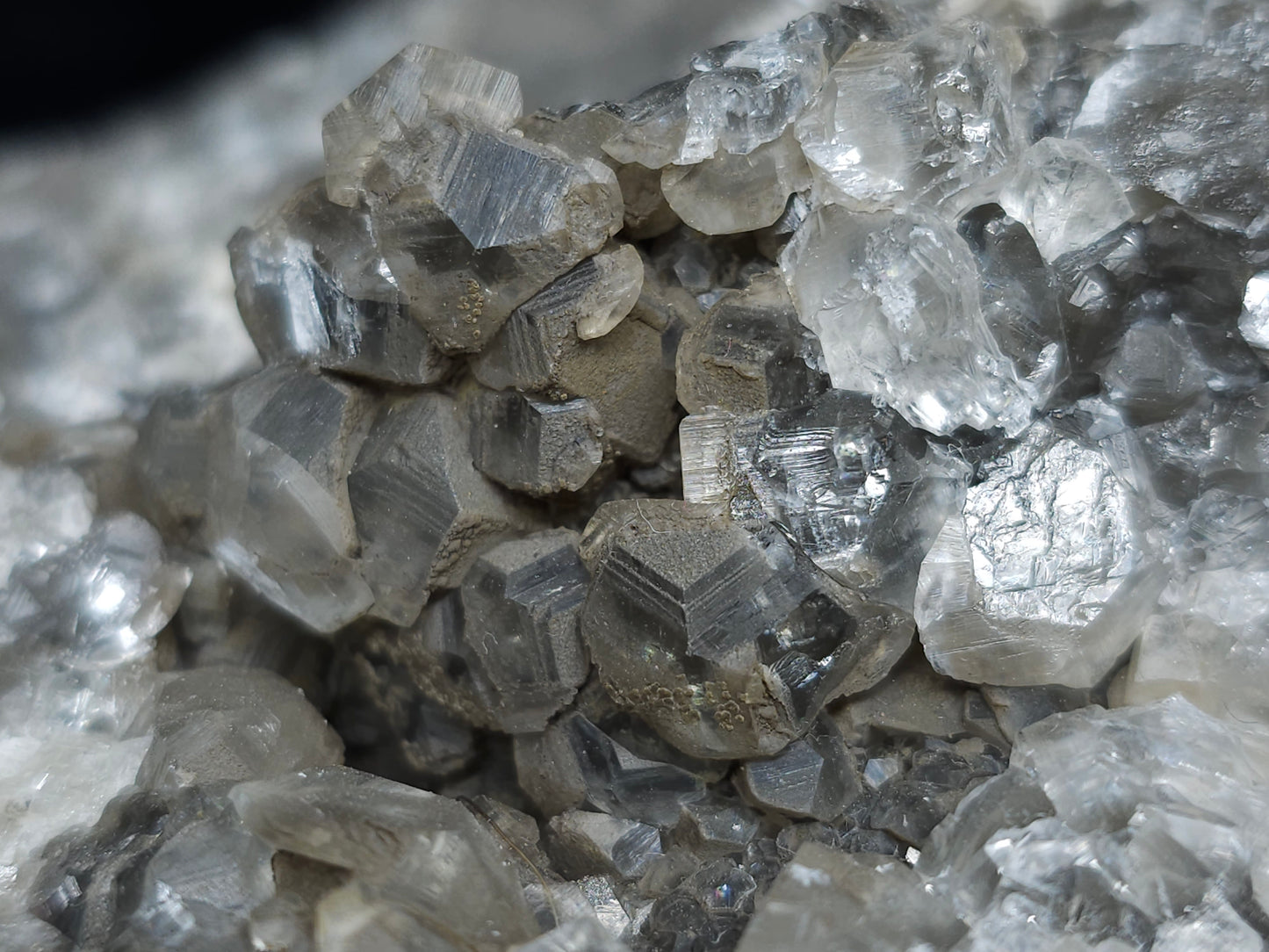 #33067 Super clear Nailhead Spar Calcite cluster, Chalcopyrite ore and multiple small fossils in the matrix