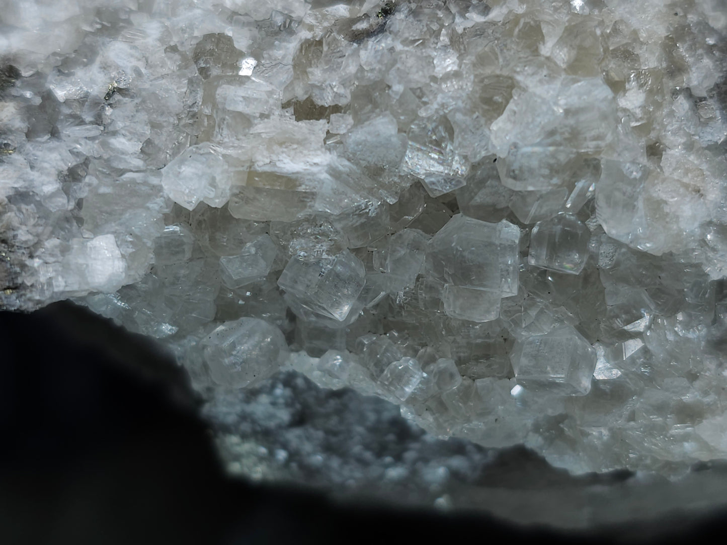 #33067 Super clear Nailhead Spar Calcite cluster, Chalcopyrite ore and multiple small fossils in the matrix