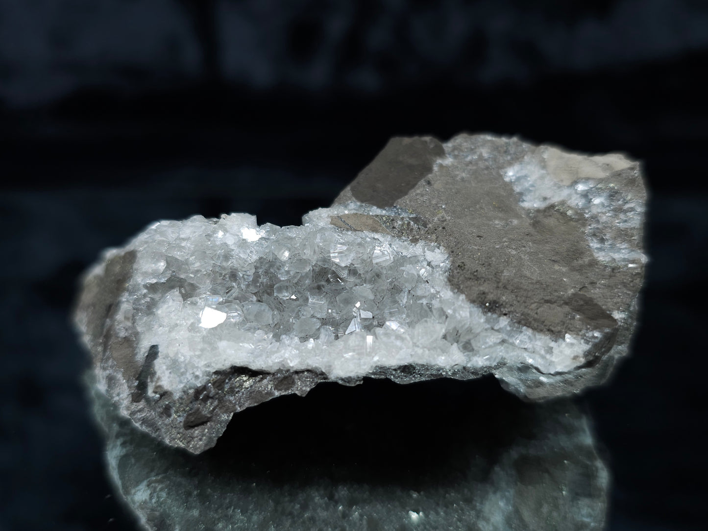 #33120 Super clear Nailhead Spar Calcite cluster with Chalcopyrite ore and multiple small fossils in the matrix
