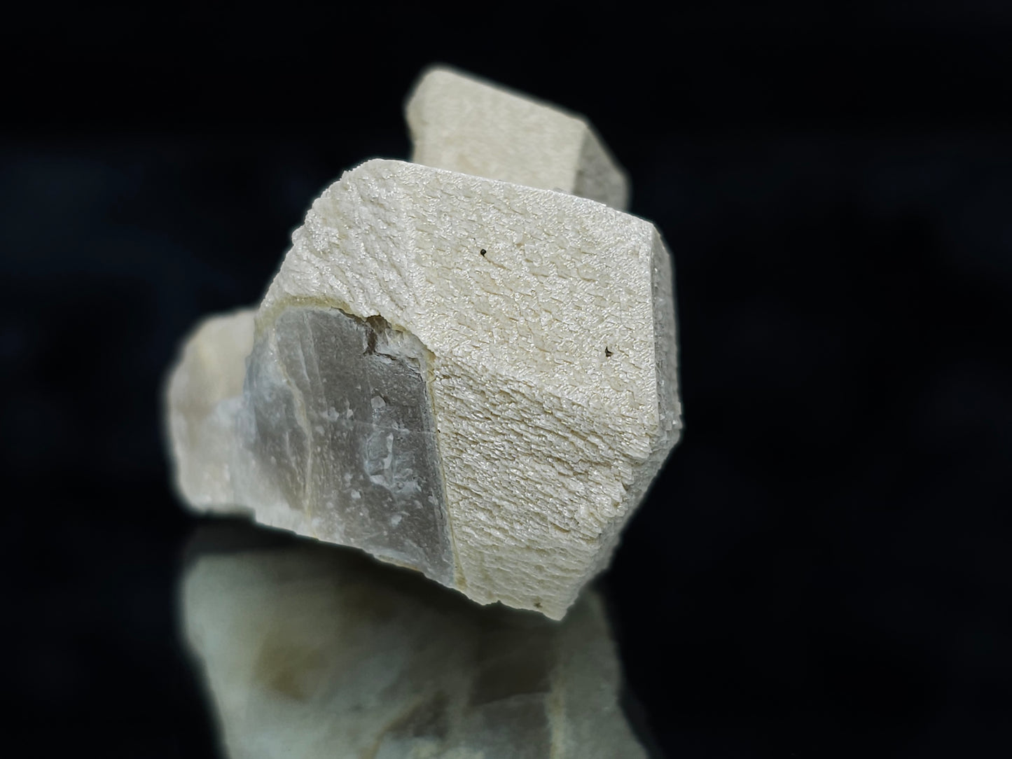 #88026 Hematite on cream-white Calcite pseudomorph after twin Combined from Calcite