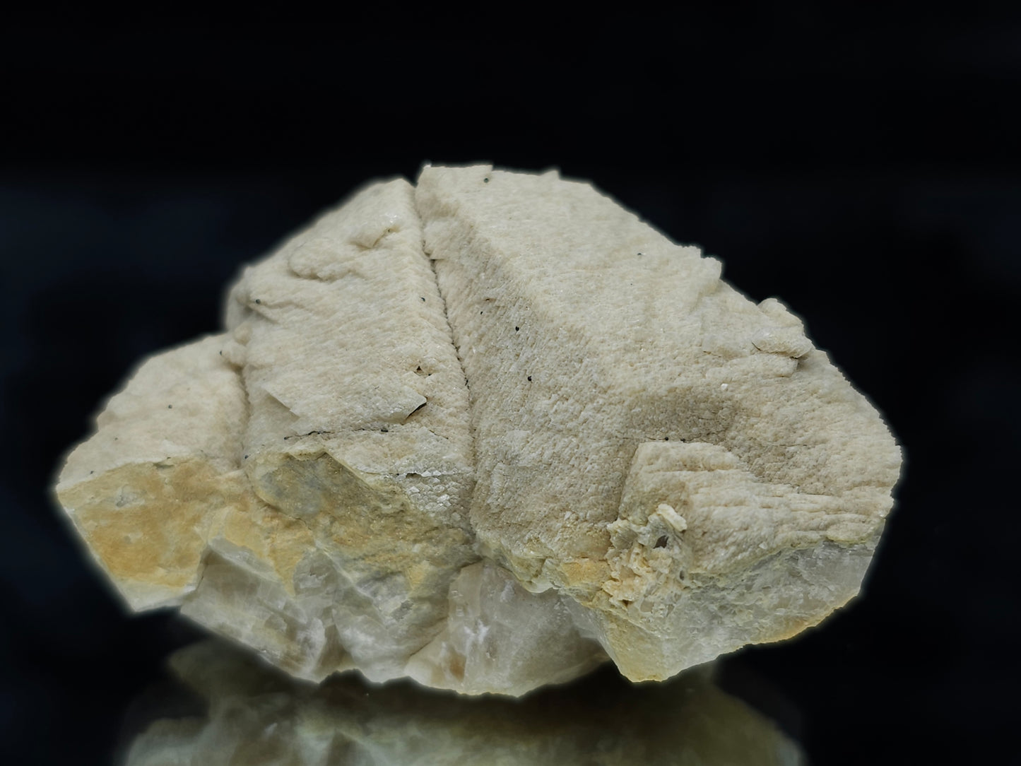 #88027 Hematite on cream-white Calcite pseudomorph Calcite after twin Combined form Calcite