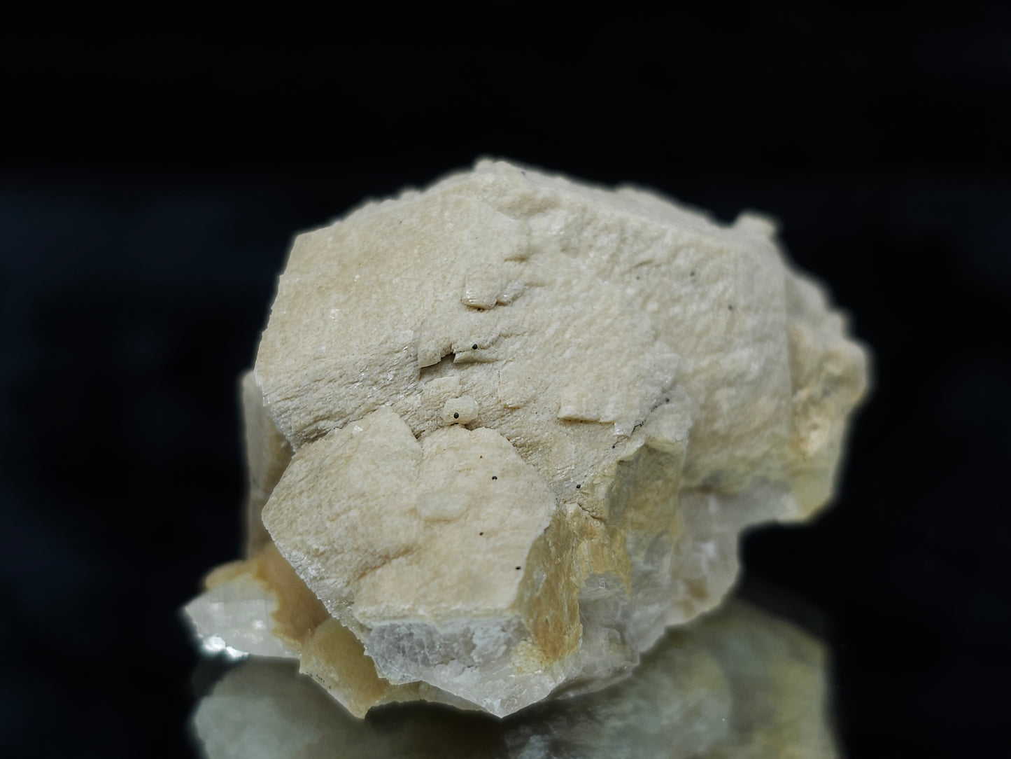 #88027 Hematite on cream-white Calcite pseudomorph Calcite after twin Combined form Calcite