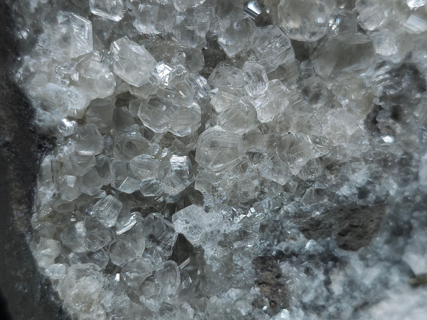 #33121 Super clear Nailhead Spar Calcite cluster with Chalcopyrite ore and multiple small fossils in the matrix