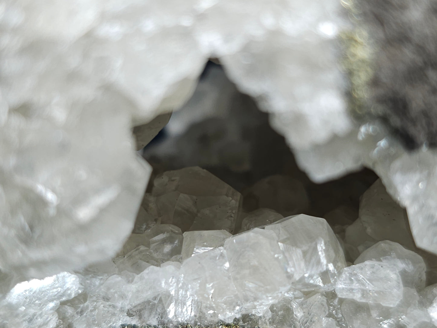 #33122 Super clear Nailhead Spar Calcite geode with Chalcopyrite ore and multiple small fossils in the matrix