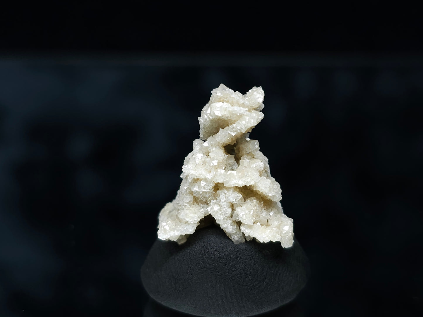 #88044 Calcite pseudomorph after needle Calcite formation