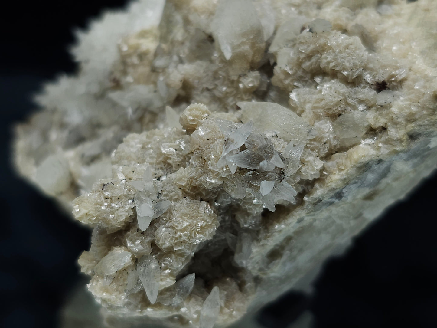 #88087 Hematite and awesome Dogtooth Spar on Calcite pseudomorph after Calcite