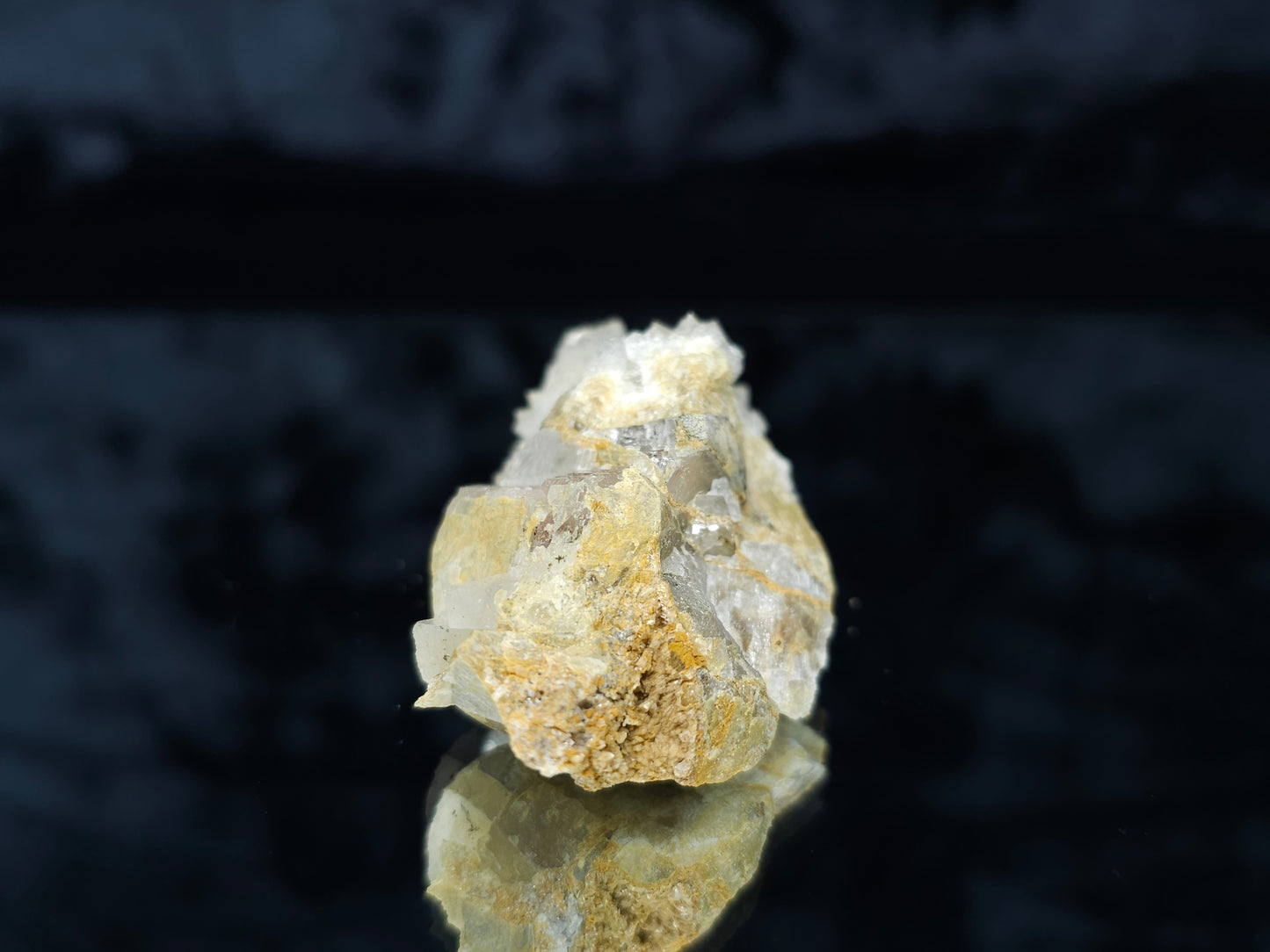 #88094 Spirit Gwindel Quartz on Calcite pseudomorph after Calcite matrix