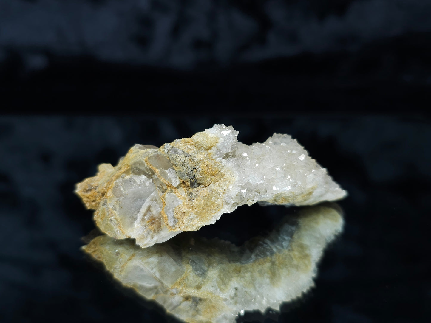 #88094 Spirit Gwindel Quartz on Calcite pseudomorph after Calcite matrix