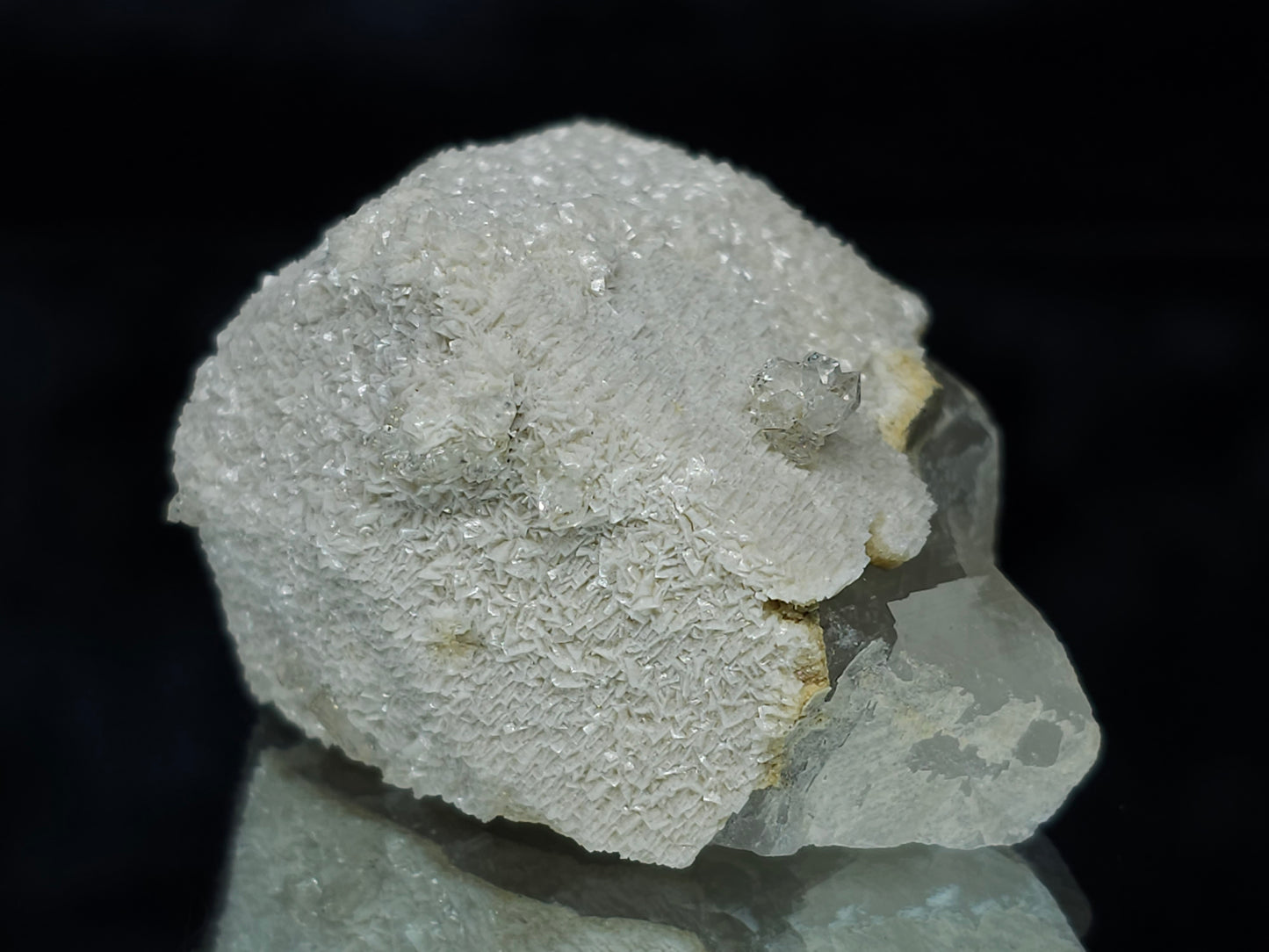 #88095 Spirit Gwindel Quartz on Calcite pseudomorph after Combined form Calcite