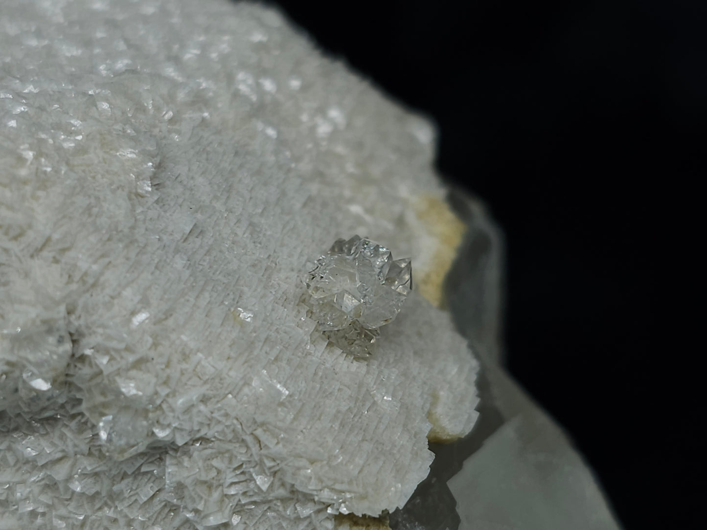 #88095 Spirit Gwindel Quartz on Calcite pseudomorph after Combined form Calcite