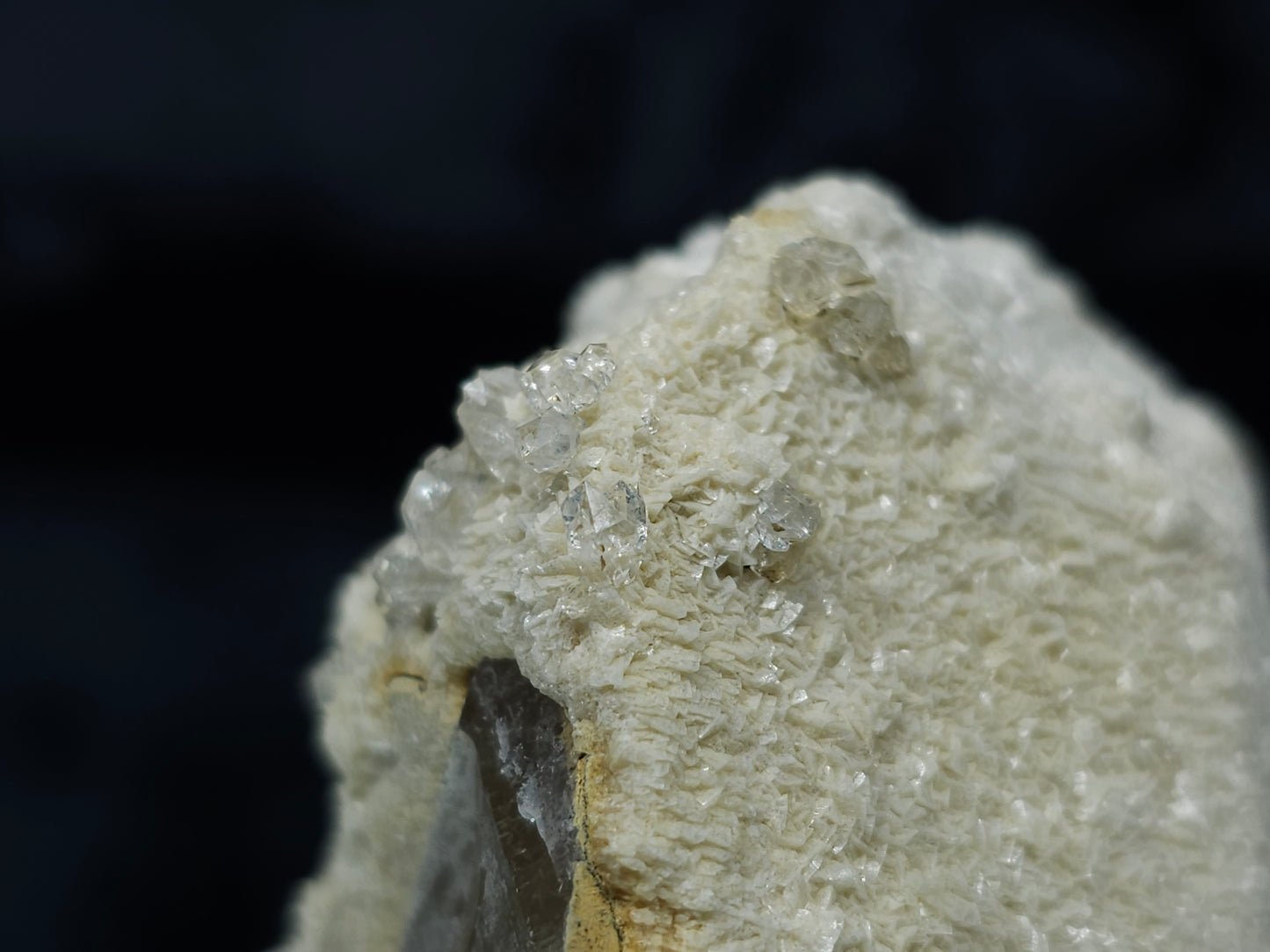 #88096 Spirit Gwindel Quartz on Calcite pseudomorph after Combined form Calcite