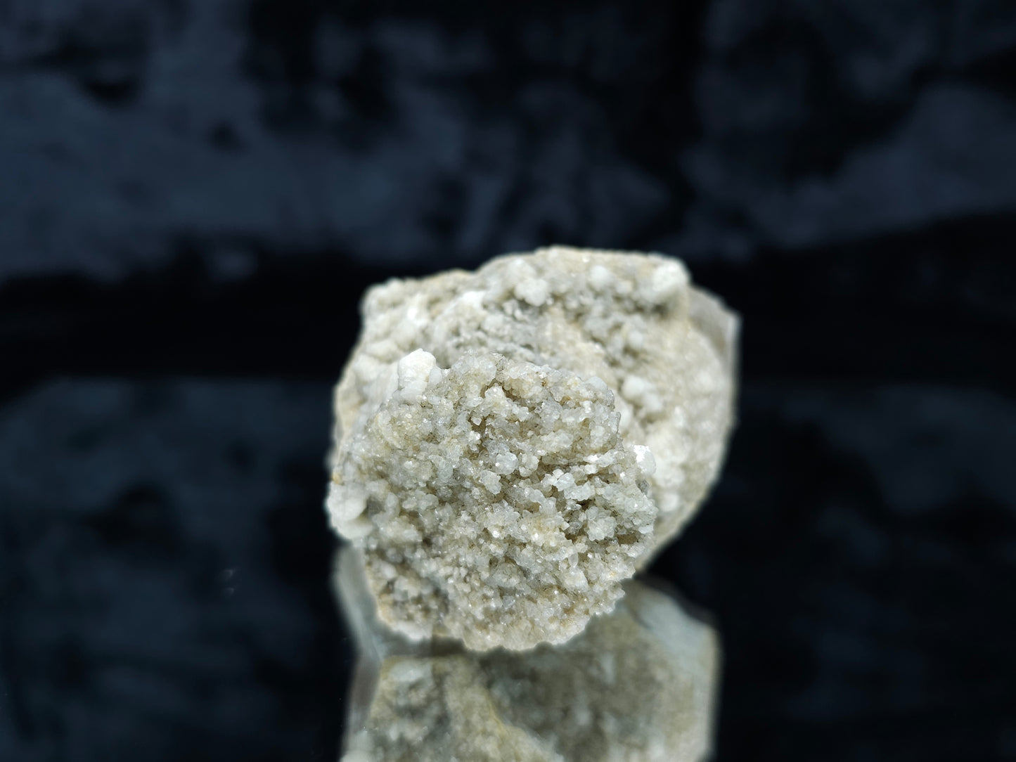#88097 Spirit Gwindel Quartz and small Calcite Dogtooth Spar on Calcite pseudomorph after Calcite