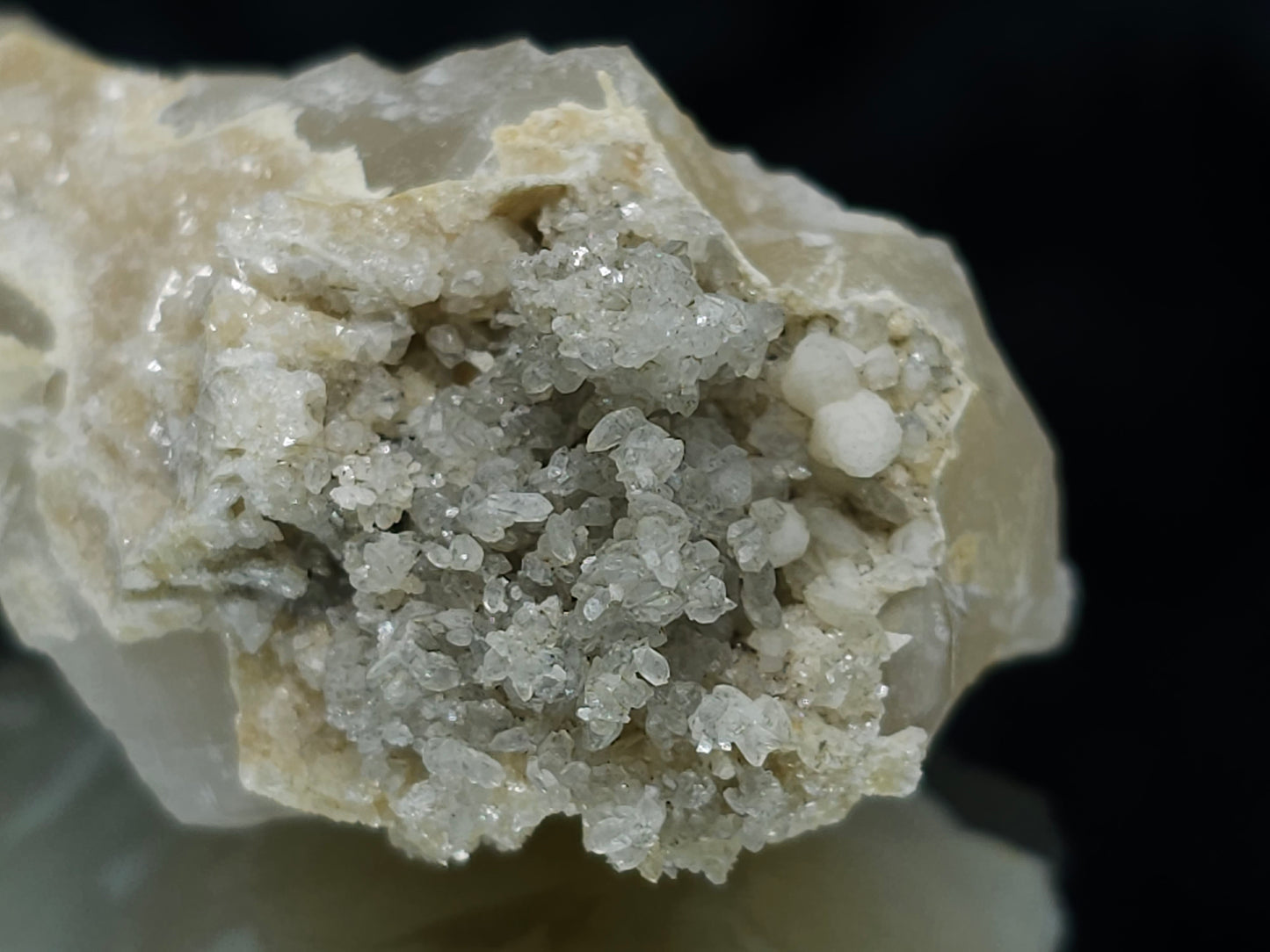 #88136 Spirit Gwindel Quartz on cream-white Calcite pseudomorph after Calcite