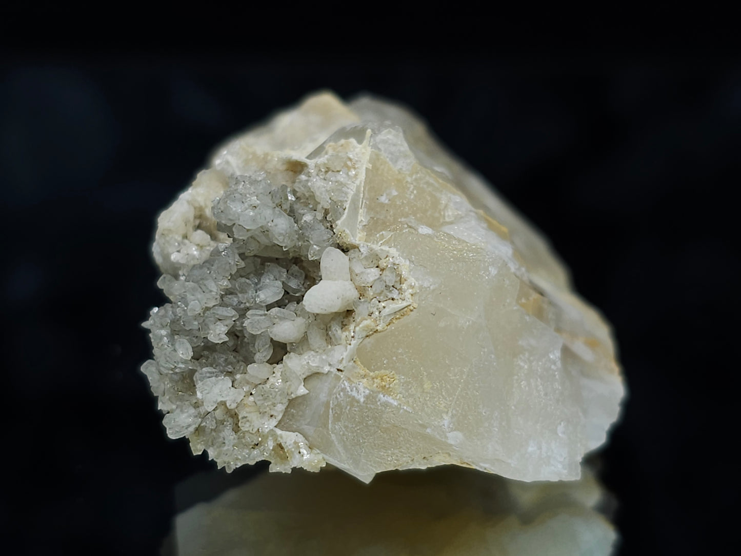 #88136 Spirit Gwindel Quartz on cream-white Calcite pseudomorph after Calcite