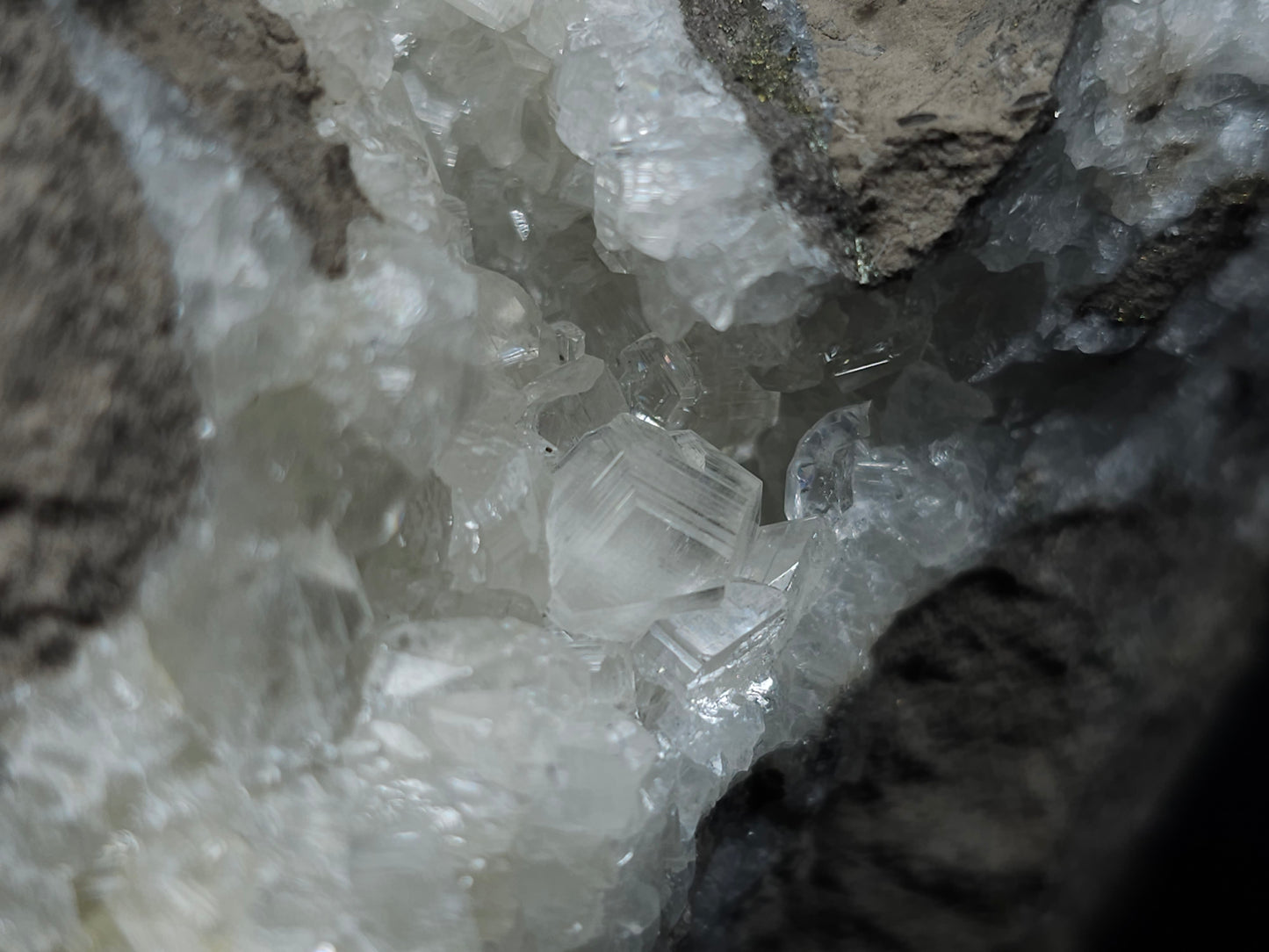 #33053 Super clear Nailhead Spar Calcite cluster, Chalcopyrite ore and multiple small fossils in the matrix