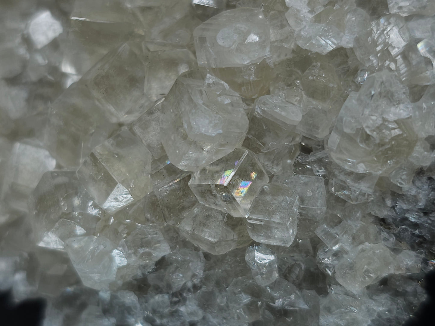 #33072 Super clear Nailhead Spar Calcite cluster, Chalcopyrite ore and multiple small fossils in the matrix