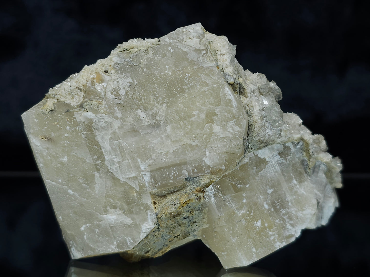 #88163 Spirit Gwindel Quartz on cream-white Calcite pseudomorph after Combined form Calcite on Calcite