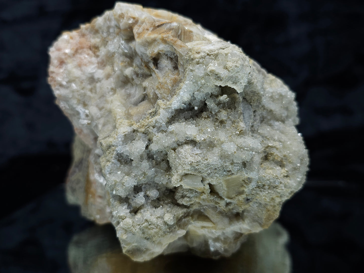 #88174 Spirit Gwindel Quartz formation on cream-white Calcite pseudomorph after Calcite matrix